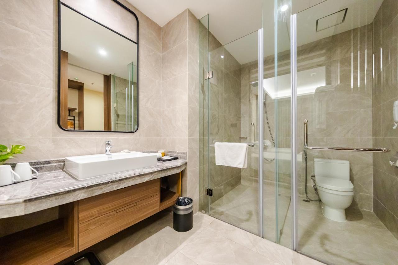Muong Thanh Luxury Ha Long Centre Hotel Exterior photo